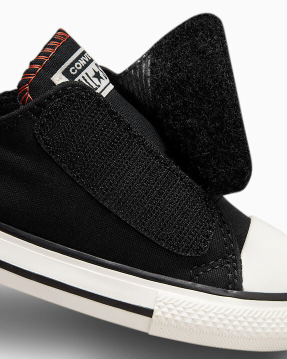 Converse x Dungeons & Dragons Chuck Taylor All Star One Strap Low Top
