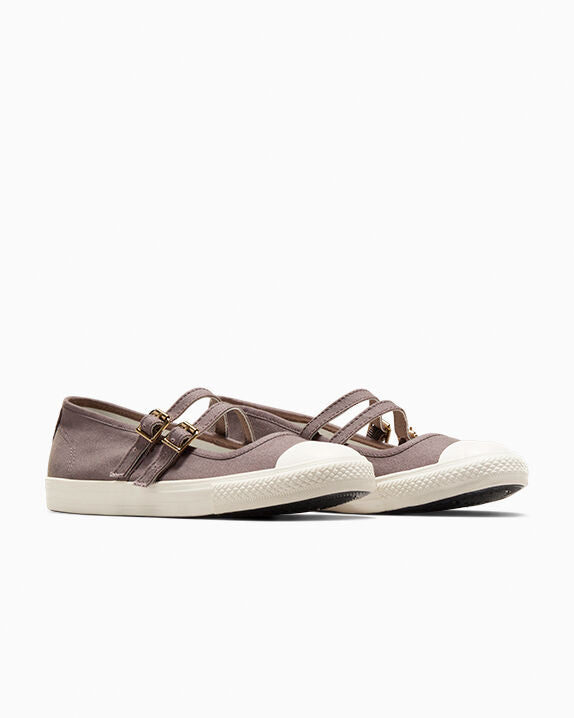 Chuck Taylor All Star Dainty Mary Jane Slip-On Low Top